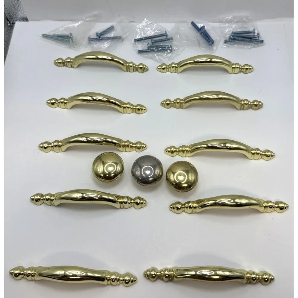Vtg. KBC1 Lot Of 10 Brass Spoon Foot Cabinet Drawer Pulls Handles 43863